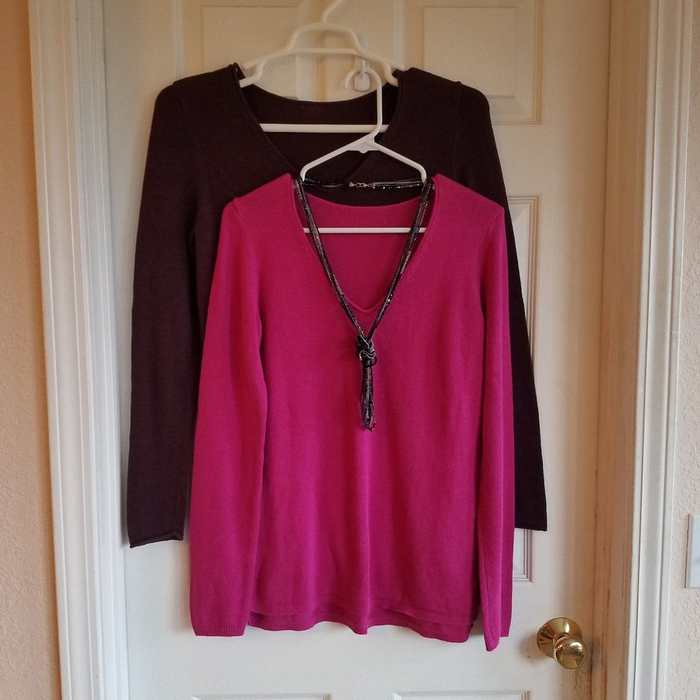2 for 1 - V Neck sweaters - Picture 3 of 12